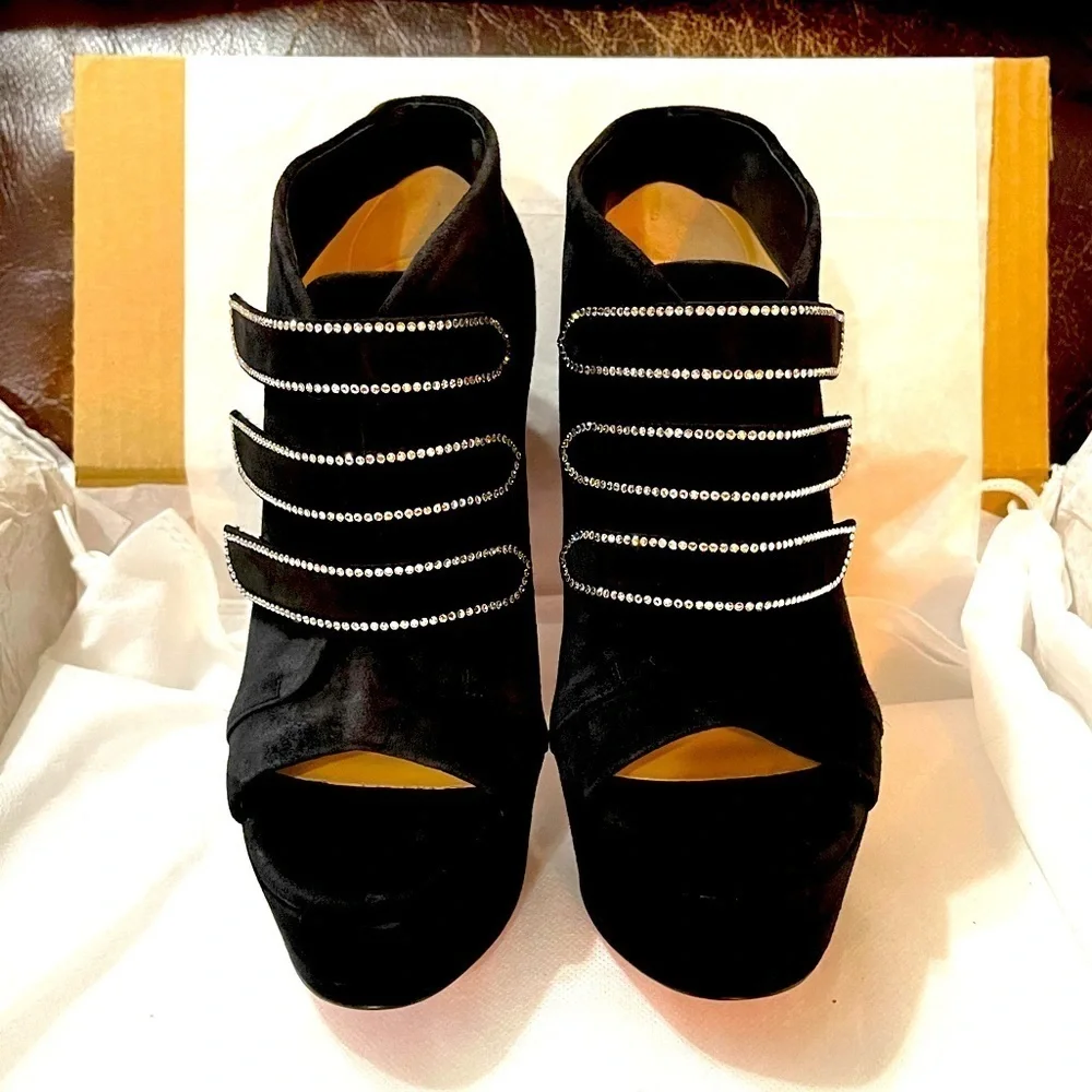 Christian Louboutin christian louboutin